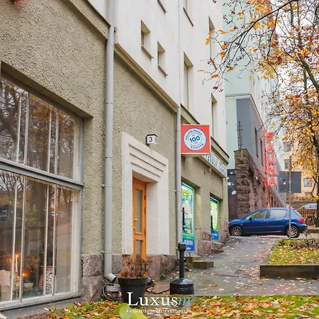 Mukava Yksioe Laehellae Keskustaa Ja Metroa Apartment *